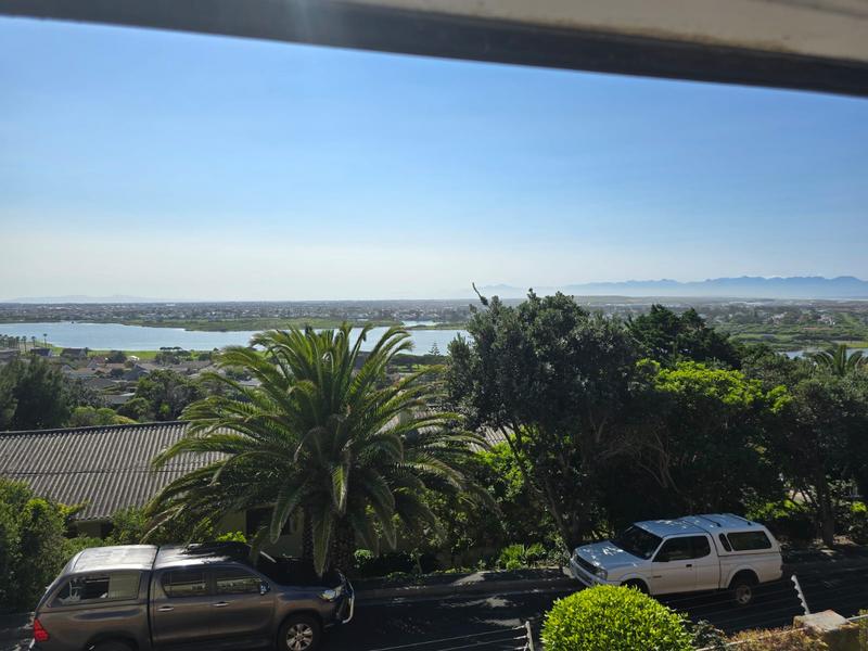 3 Bedroom Property for Sale in Lakeside Western Cape